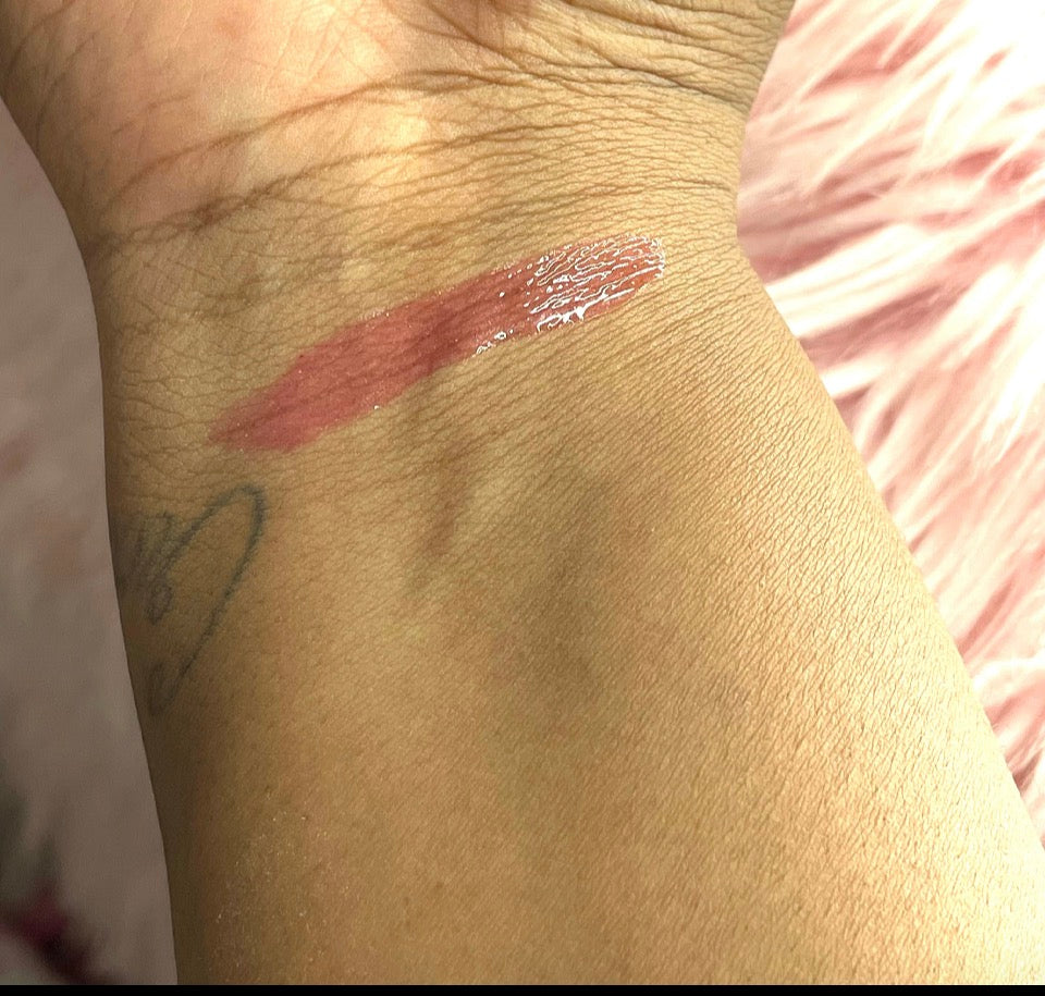 Color Changing Lipgloss